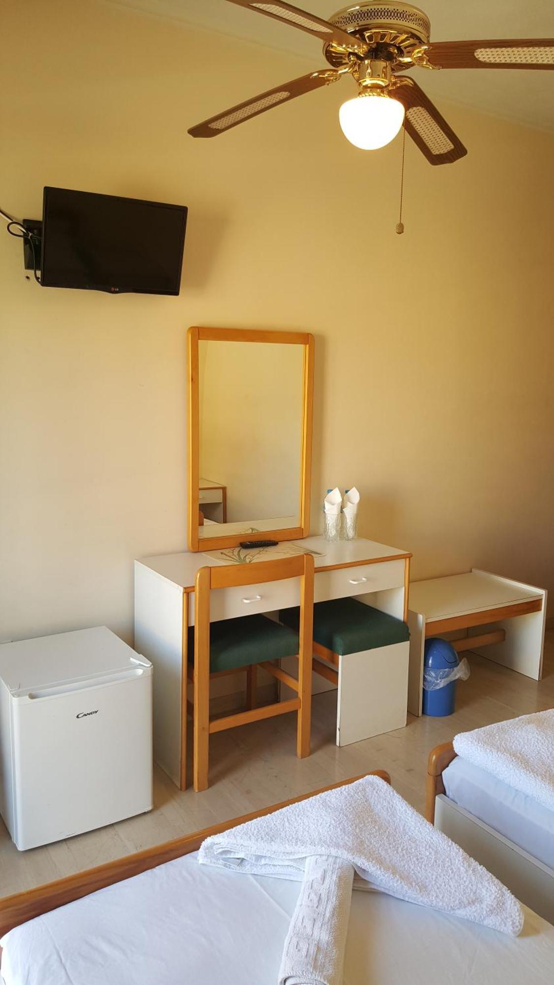 Moustakis Hotel Agia Efimia ภายนอก รูปภาพ