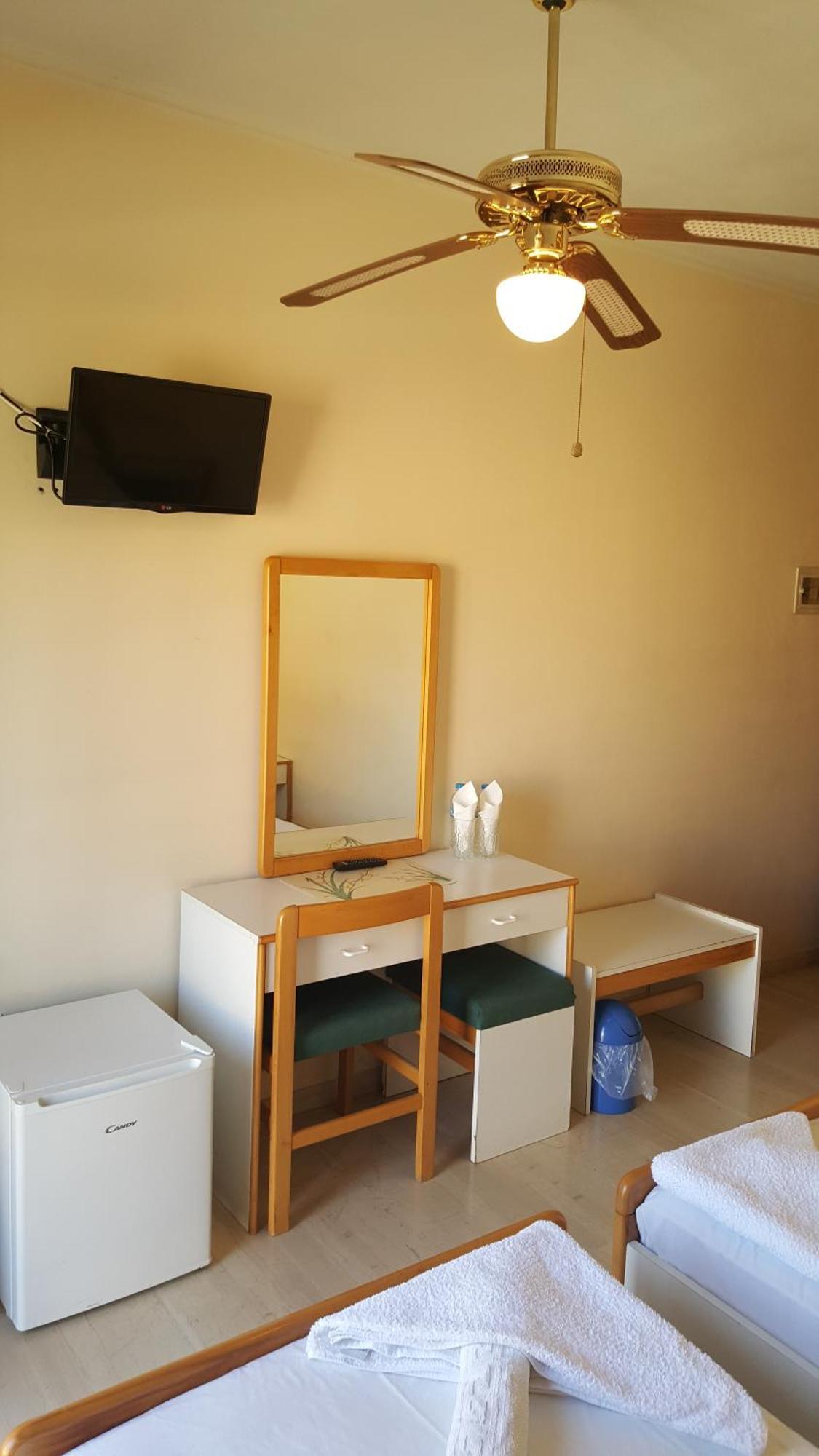 Moustakis Hotel Agia Efimia ภายนอก รูปภาพ