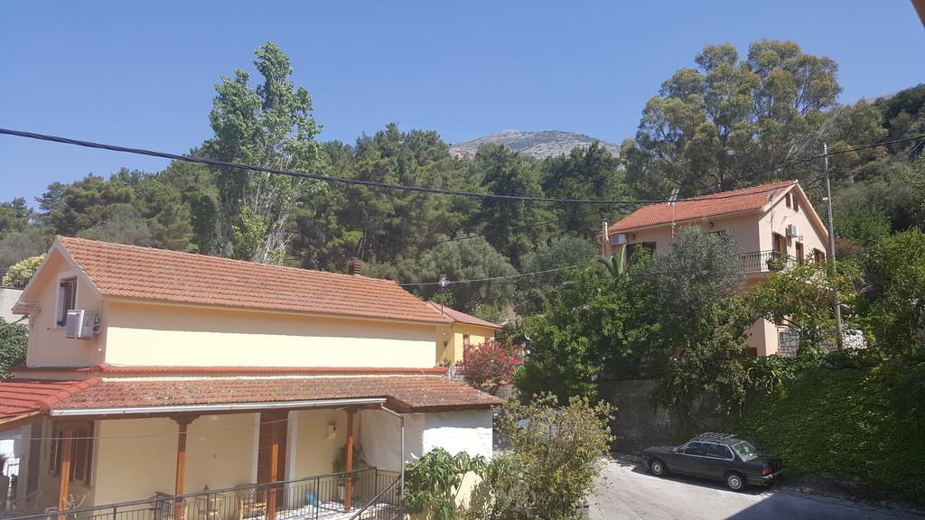 Moustakis Hotel Agia Efimia ภายนอก รูปภาพ